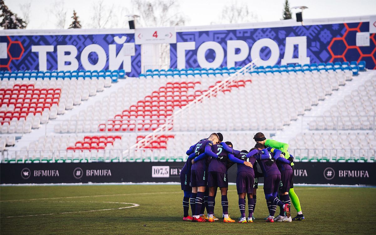 Харлачев — о работе тренером «Уфы»: «У меня месяц держалось давление 160 на 100, сидел на таблетках»