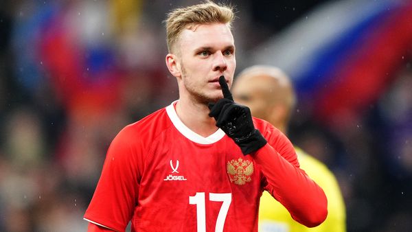 «Зенит» теряет своего лидера, футболисты сборной России переходят в «Локомотив». Трансферы и слухи дня