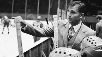 Виктор Тихонов-старший