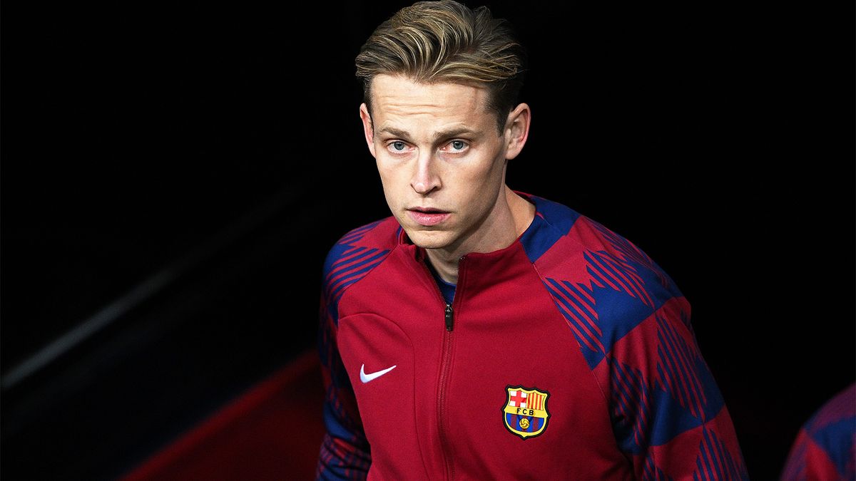 Френки Де Йонг из-за болезни пропустит матч «Барселоны» с «Атлетико»