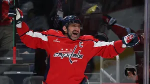 Овечкин готов сокрушить еще один рекорд всех времен! Пока он принадлежит не Гретцки, а легендарному Ягру