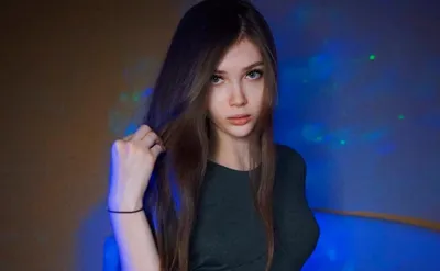 Девушки