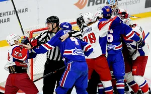 Гол в ворота СКА не засчитали, чемпион Пхенчхана в нокауте. Огненный матч в Кубке Гагарина