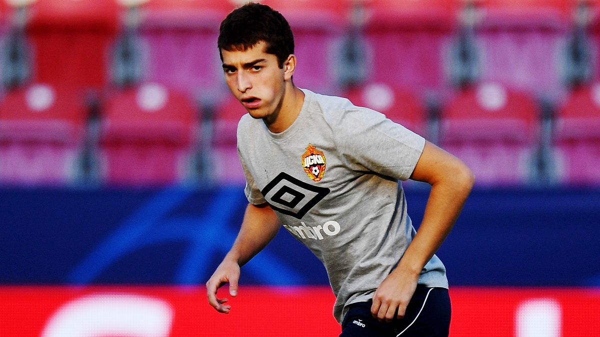 «Чувствовал: я не слабее Облякова. Заслуживал большего». Экс-футболист ЦСКА о том, почему не заиграл у Гончаренко