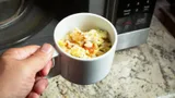 Готовлю яичницу в стакане: этот быстрый и вкусный рецепт выручает, когда везде опаздываю