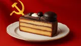 Этот легендарный торт из СССР был символом эпохи, но многие его не пробовали: нашли рецепт «Лунного»