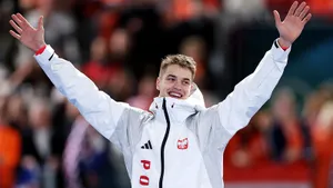 Русский конькобежец оставил родину ради Олимпиады-2026. Там он исполнил свою мечту под флагом Польши