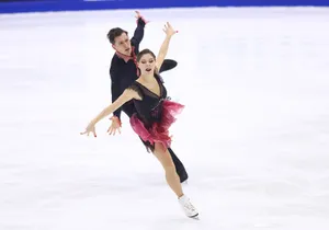 Звезды Тутберидзе вновь дрогнули при встрече с главными соперниками. Уровень наших пар катастрофически упал