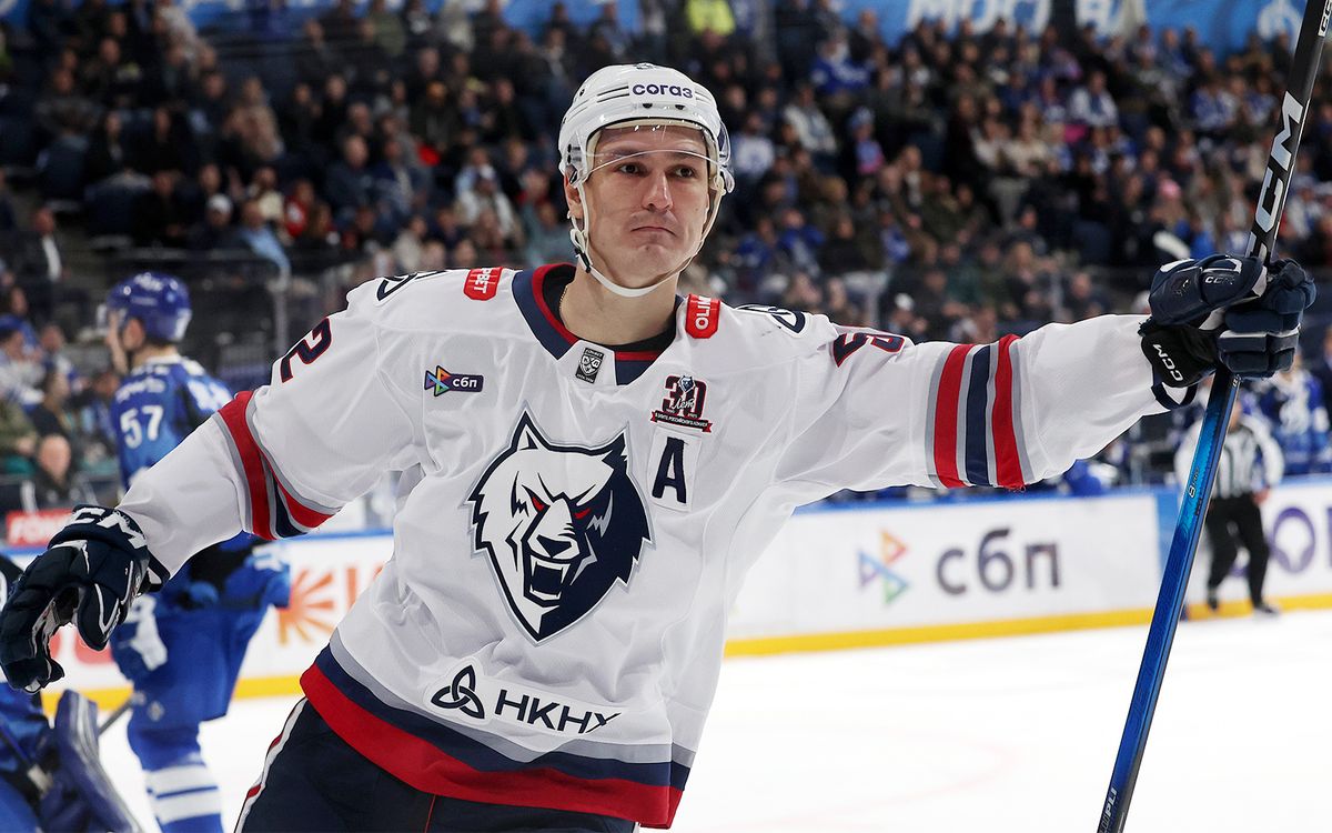 Митякин побил рекорд Семенова по матчам подряд за одну команду в КХЛ