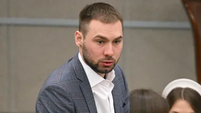Антон Шипулин