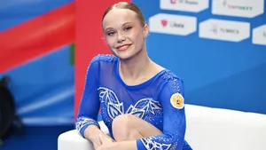 Русская гимнастка-чемпионка триумфально вернулась на международную арену. Как ее встретили в Париже