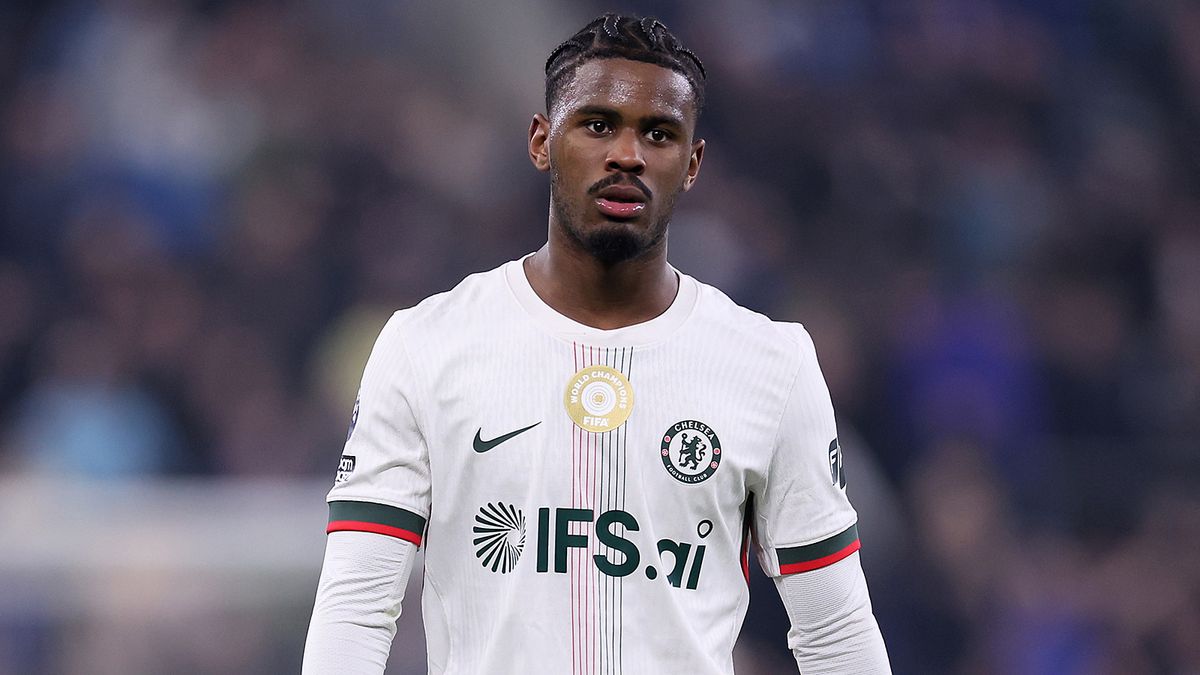 Защитник «Челси» Хато — о 0:3 с «Сити»: «Нельзя выходить на второй тайм с таким настроем. Я не знаю, в чем причина»