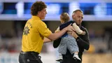 Ребенок выбежал на поле и прервал матч в США