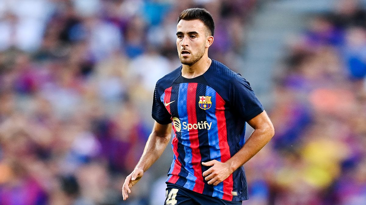«Барселона» продлила контракт с защитником до 2031 года