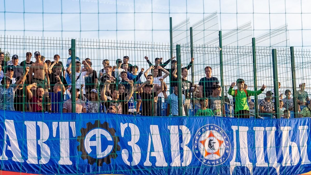 «КАМАЗ» обыграл «Чайку» и поднялся на 5-е место