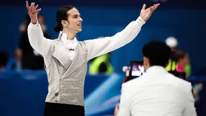 Наш фигурист Гуменник остановился в 3 баллах от медали, гений Малинин сломался. Фигурка на Олимпиаде — психушка