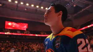 КХЛ впервые за 6 лет провела матч в Китае! «Шанхай» вернулся на родину, на разогреве выступила Валиева