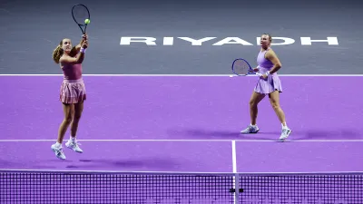 Мирра Андреева, Диана Шнайдер