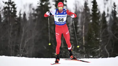 Александр Большунов