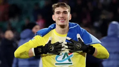 Ренато Марин