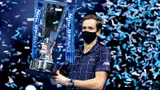 Русский теннисист Медведев выиграл главный турнир года. Во втором сете он был близок к поражению