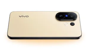 Фан-версию флагмана vivo X200 FE привезли в Россию: это компактный камерофон с 50-мп телевиком и АКБ 6500 мАч