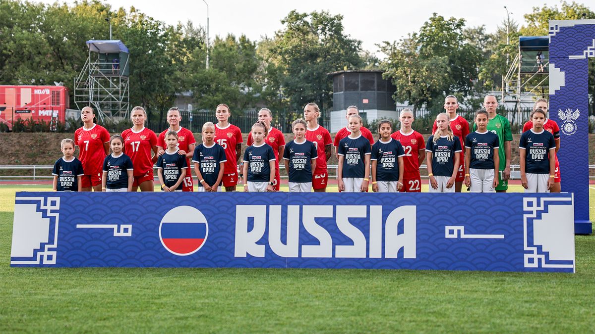 Женская сборная России по футболу сыграет с КНДР в Пхеньяне
