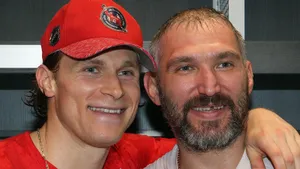 Рядом с Овечкиным расцвел канадский защитник! Чикран ест сырую печень и забивает не меньше русской суперзвезды