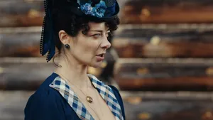 Начала смотреть сериал «Околоточный» с Мариной Александровой: ретро-детектив, который реально цепляет