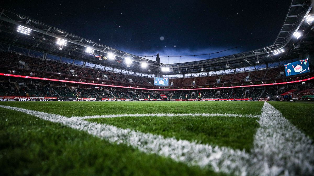 «Локомотив» упустил шанс выйти в лидеры, «Спартак» догоняет топ-5: таблица РПЛ после 20 туров