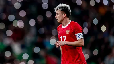 Александр Головин