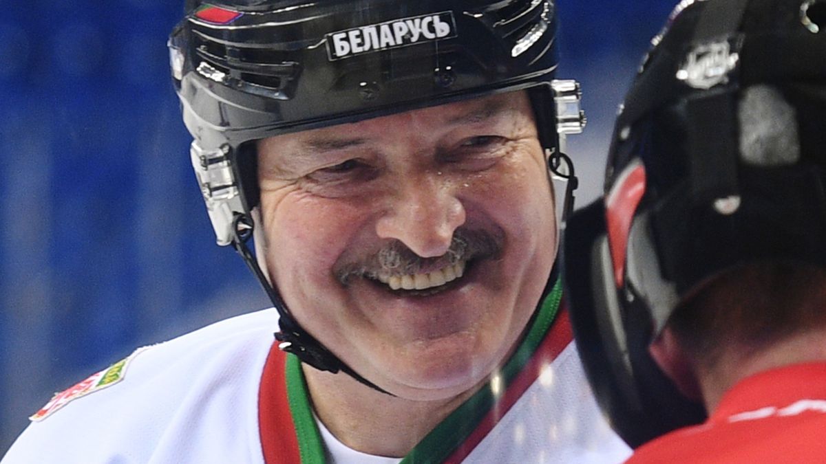 Лукашенко назвал «паршивой» игру минского «Динамо» в серии с «Ак Барсом»