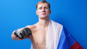 Русский гигант из UFC попробует поквитаться с уникальным французом. Победа приведет Волкова к бою за пояс