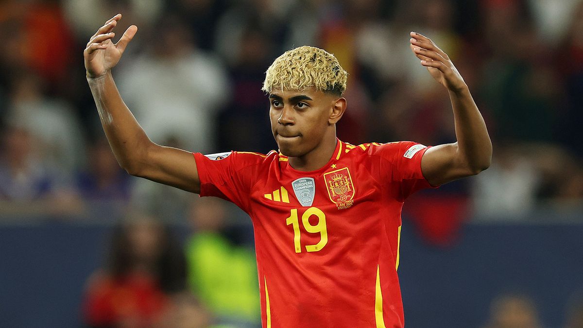 Ямаль — о том, считает ли себя лицом новой сборной Испании: «Знаю, что многие приходят смотреть за моей игрой»