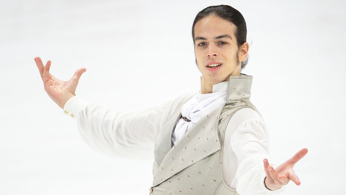 Олимпийской надежде РФ в фигурке подарили чемпионский титул, закрыв глаза на ошибки. Спорное решение в финале ЧР