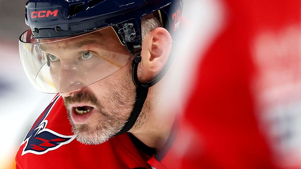 Овечкин сравнялся с рекордом Хоу по голам на одной арене с учетом плей-офф