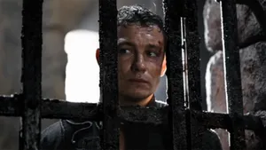 Выходит масштабный сериал «Трудно быть богом» по братьям Стругацким: изменили сюжет и придумали новый язык