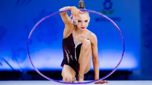 16-летняя гимнастка из Тюмени забрала все золото Кубка сильнейших. Хотя у Кононовой была сильная оппонентка