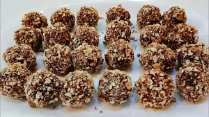 Готовим популярные в СССР конфеты, которые вызывают ностальгию по ушедшим временам: рецепт «Планеты»