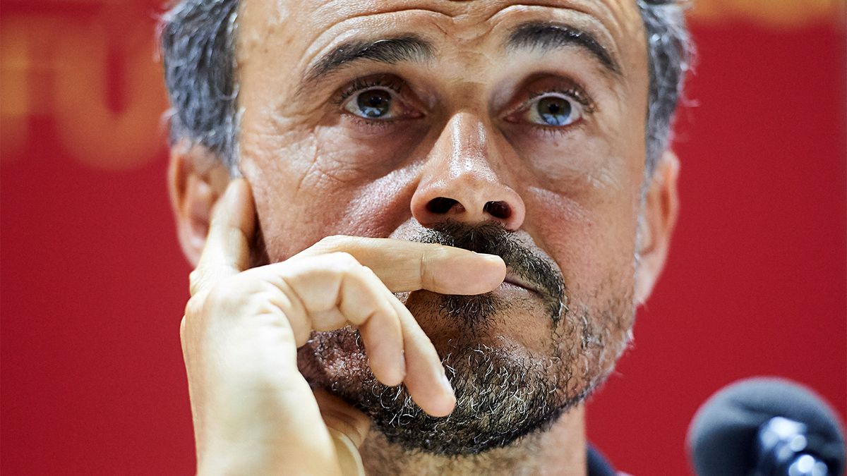 Тренер ПСЖ обвинил журналистку в поиске скандалов из-за вопроса об украинце Забарном и россиянине Сафонове