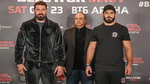 Экс-депутат оформит крутой финиш на турнире Bellator в Москве. Прогноз на бой Виталий Минаков — Саид Соума