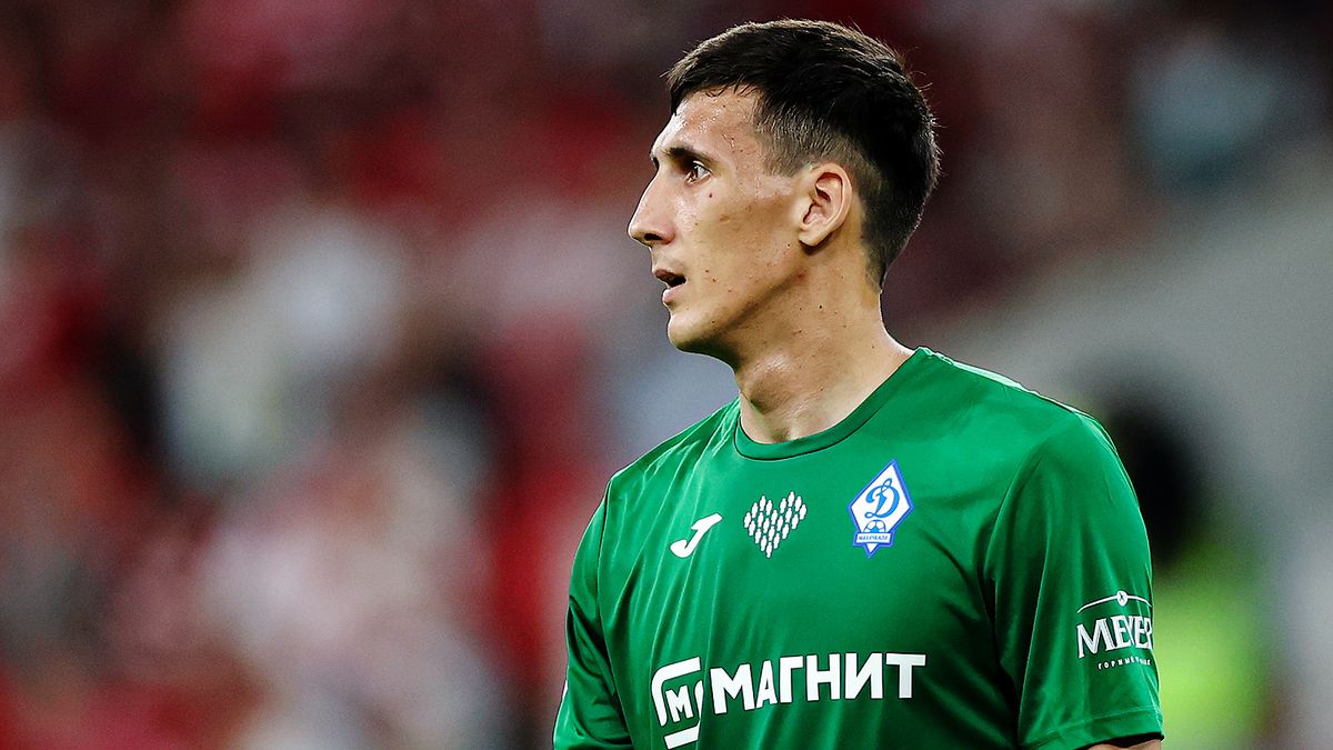 Вратарь «Динамо» Мх назвал лучшего игрока первой части сезона РПЛ: «Делает очень большую работу, не покладая рук»