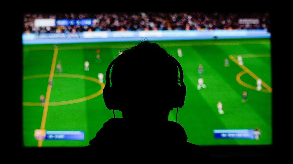 Интересные спортивные игры для смартфонов: во что поиграть на Андроиде и айфоне