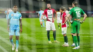 «Зенит» и «Локомотив» поделили очки. Адамов отбил удар Комличенко с пенальти на последней минуте