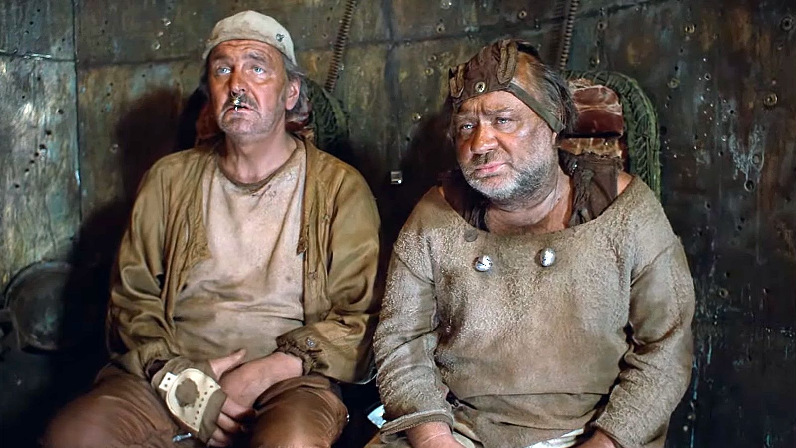 Робин гуд разбойник. Пояс разбойника. Костюм« разбойник». Как назвать разбойников. Рапунцель разбойники.