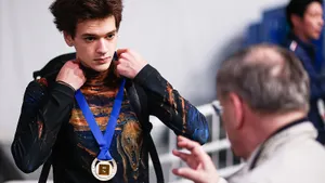 Батин «лещ», сауна, -3,5 кг веса, нервы. Первые слова фигуриста Дикиджи после красивой победы в Японии