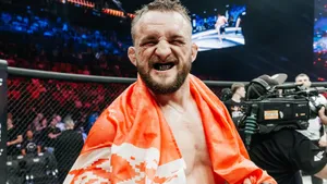 Вместо звезды из Дагестана — боец, уволенный из UFC за серию поражений. Чемпион RCC Белаз не дождался Исмаилова