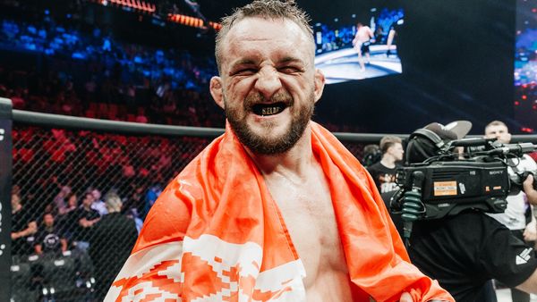 Вместо звезды из Дагестана — боец, уволенный из UFC за серию поражений. Чемпион RCC Белаз не дождался Исмаилова