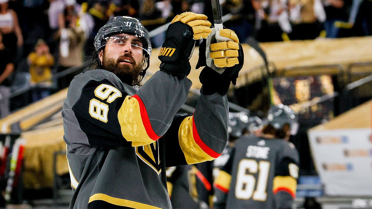 Один из лидеров «Баффало» хочет получать $10 млн за сезон