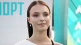 «30 градусов жары, а мы все на катке». Олимпийская чемпионка Щербакова провела необычный мастер-класс